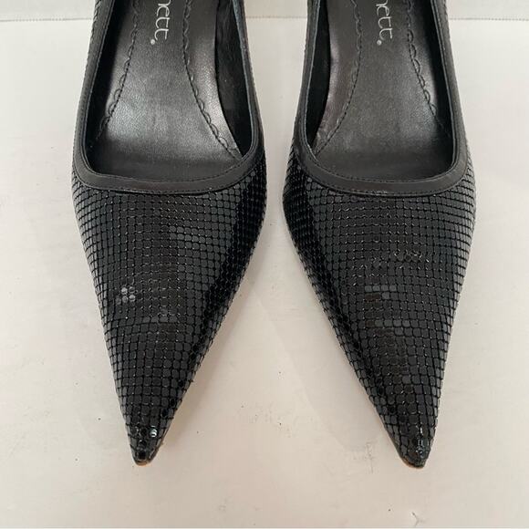 Black Jessica Bennet Gold Pumps In Size US 8.5M - Picture 2 of 4